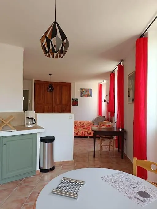 Appartement Papillon Salavas Apartment